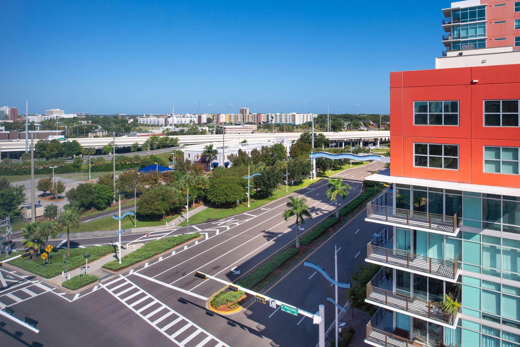Home2 Suites By Hilton Tampa Downtown Channel District Extérieur photo
