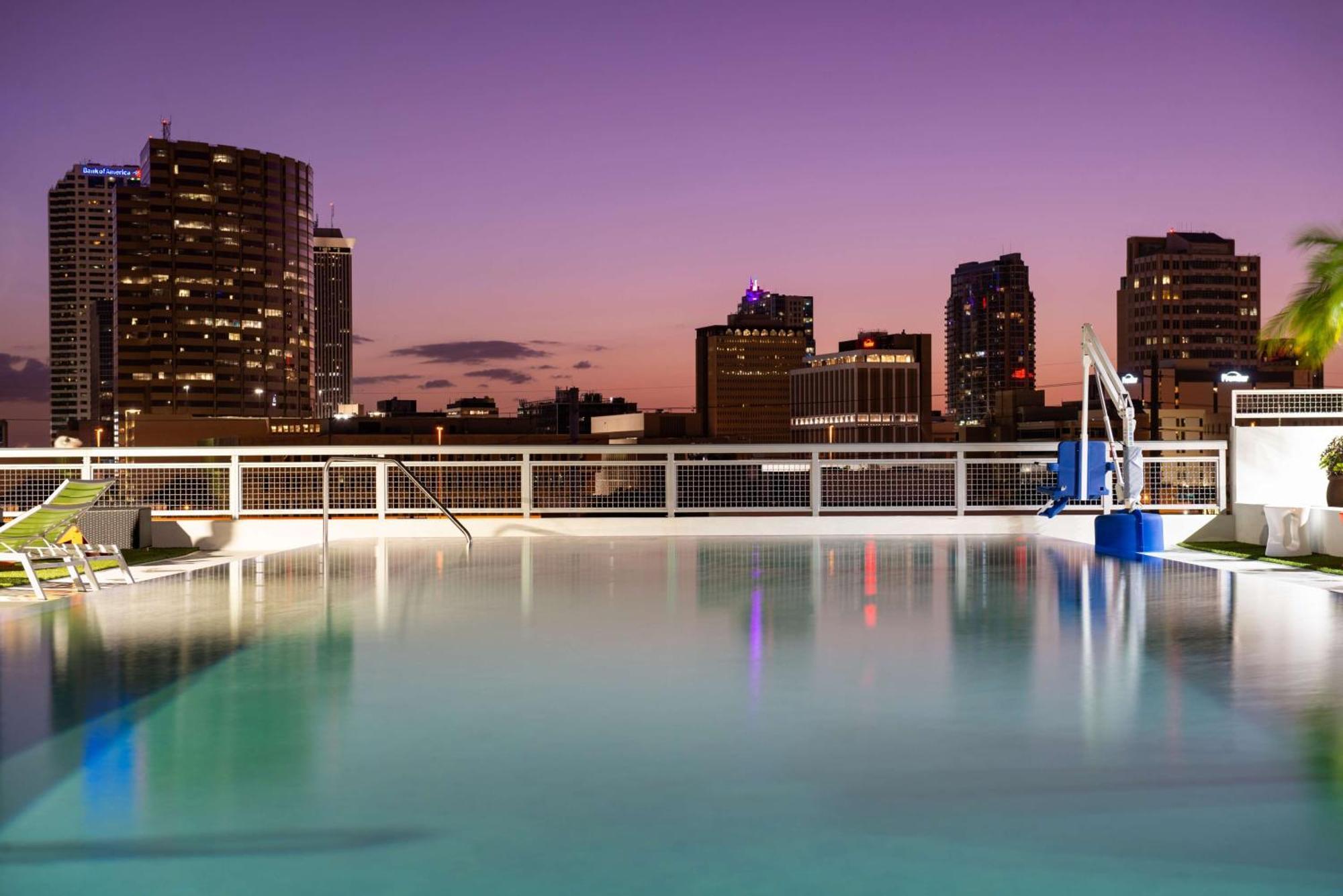 Home2 Suites By Hilton Tampa Downtown Channel District Extérieur photo